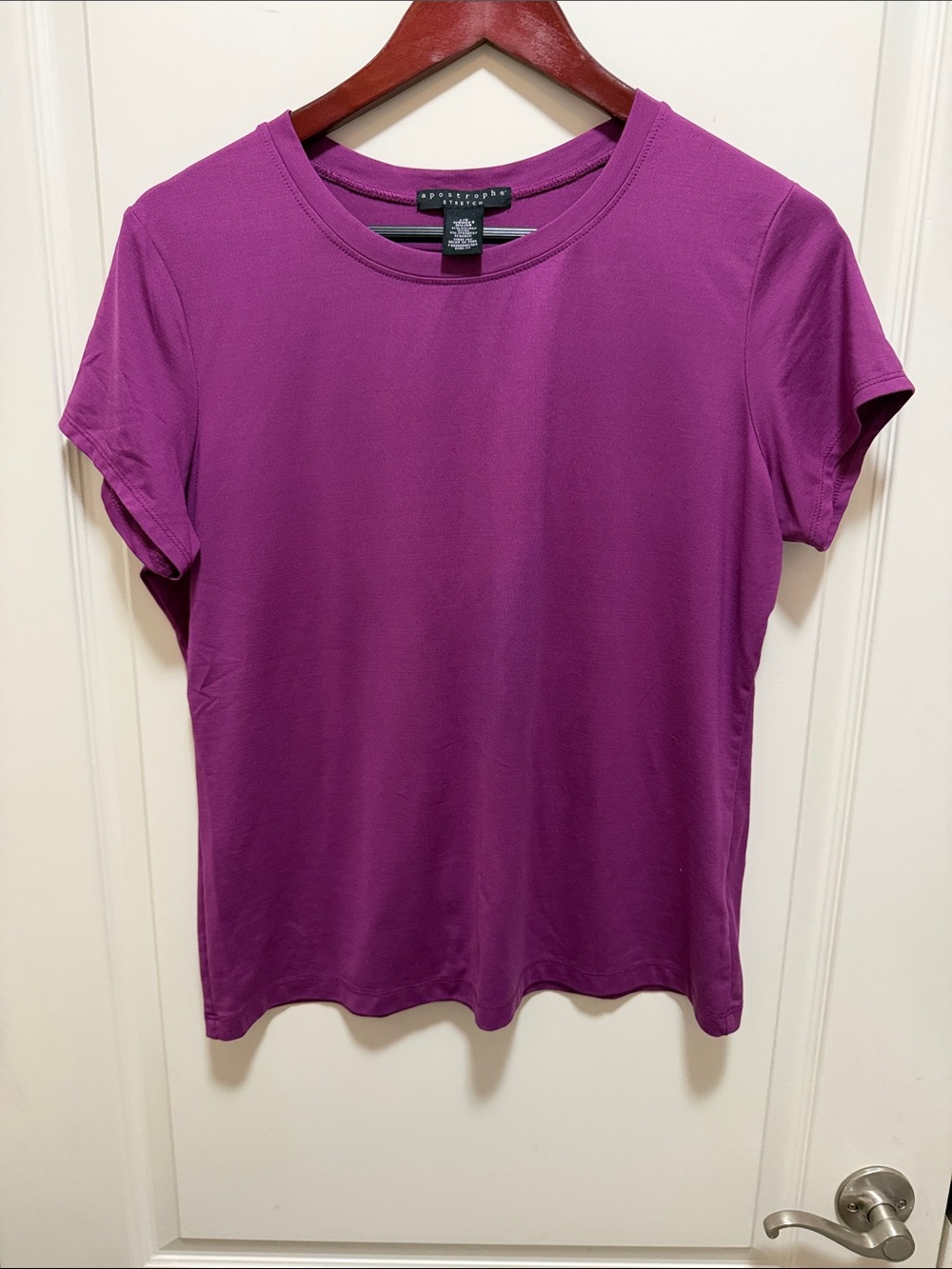 Apostrophe Magenta Short-Sleeve Crewneck Tee